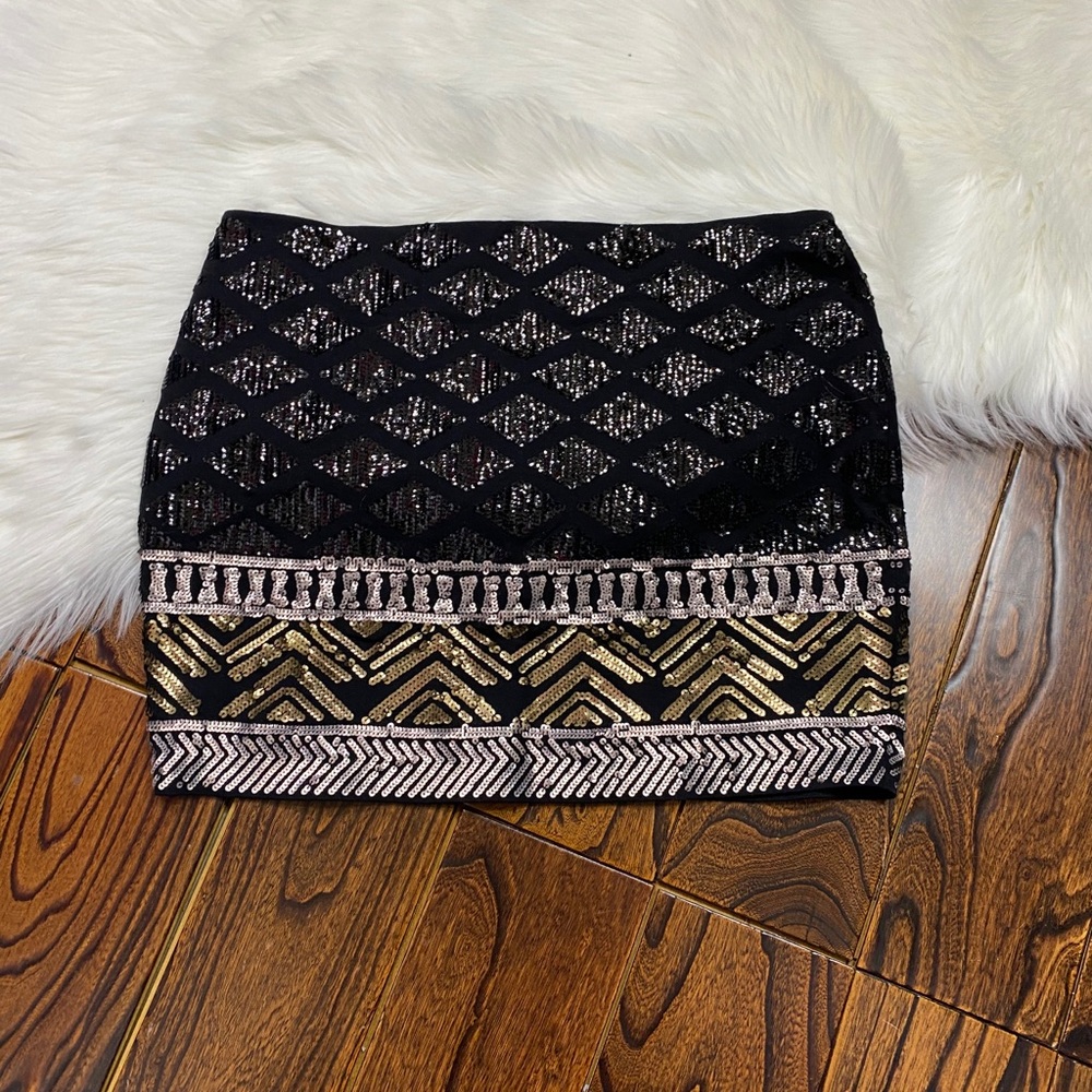 Express Black and Gold Sequin Skirt